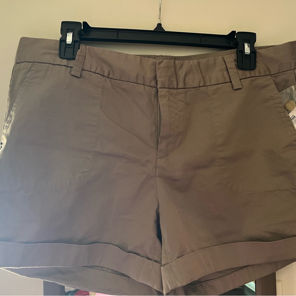 GAP Tan Bermuda Shorts Flat Front Cotton